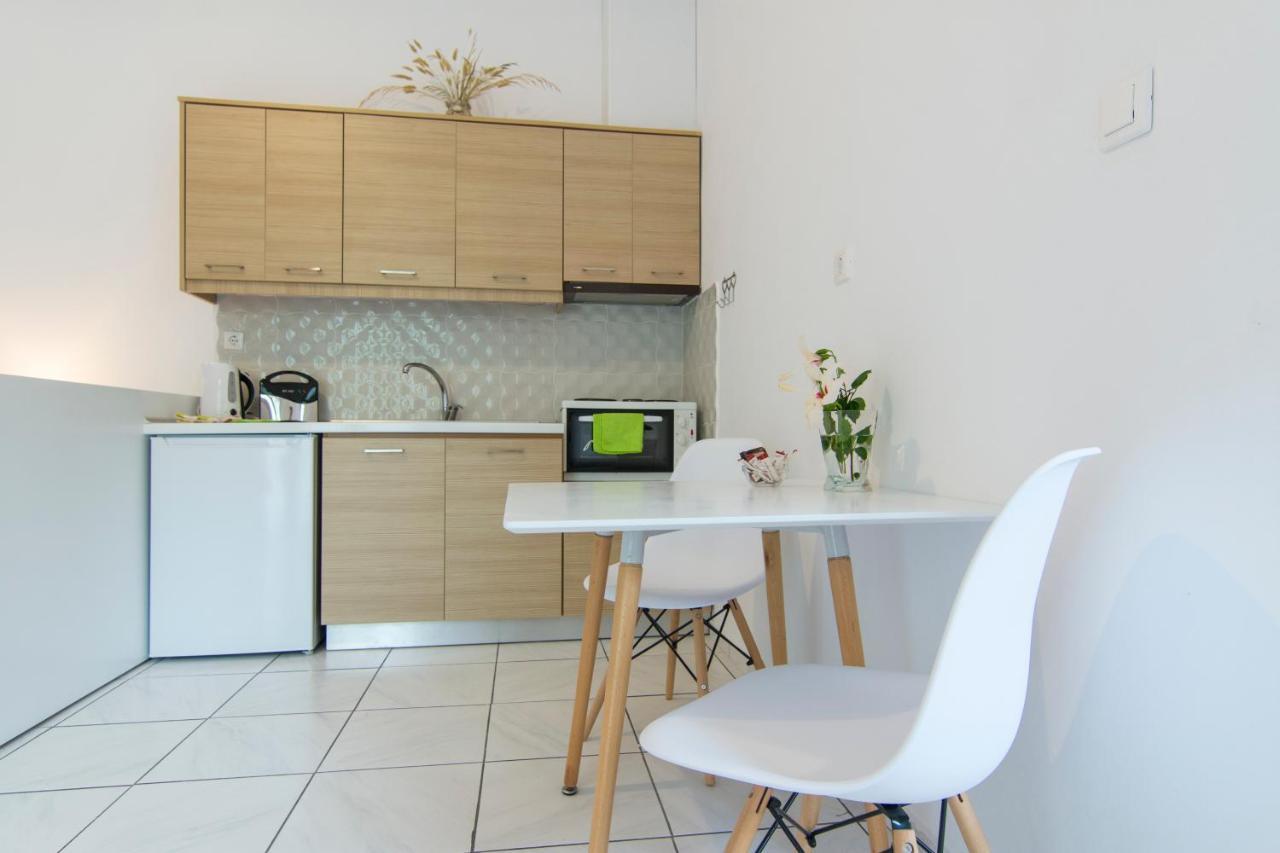 Natsios Apartments Vlachopoulátika מראה חיצוני תמונה
